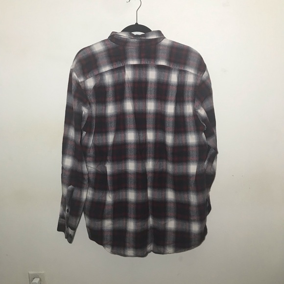 Mens Eddie Bauer L relaxed fit plaid flannel shirt button down red black - Picture 16 of 17